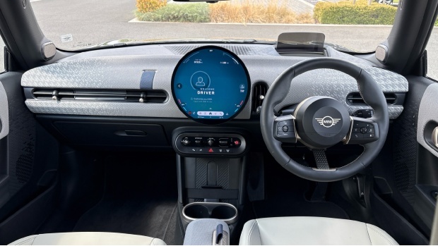 Mini Hatch 2.0S Exclusive Steptronic Euro 6 YG75UOP Black #4