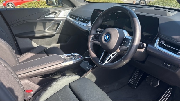 BMW iX1 30 66.5Kwh M Sport Xdrive 11Kw Charger #6