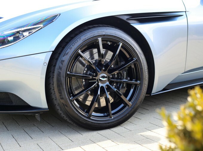 Aston Martin DB11 V12 Biturbo Amr Euro 6 Silver #4