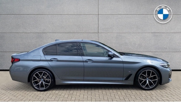 BMW 5 Series 2.0 520D Mht M Sport Steptronic Euro 6 4-Door Blue #3
