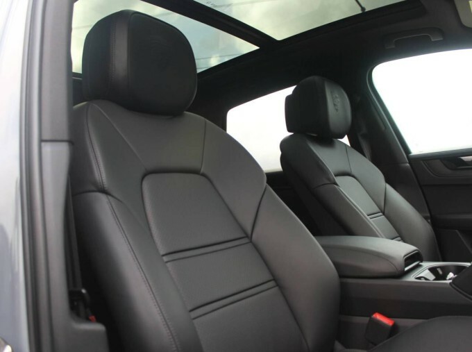 Porsche Cayenne 3.0T V6 Black Edition Tiptronics 4Wd Euro 6 5-Door Grey #5