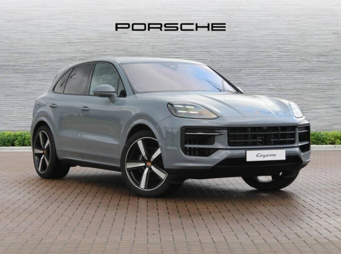 Porsche Cayenne 3.0T V6 Black Edition Tiptronics 4Wd Euro 6 5-Door Grey