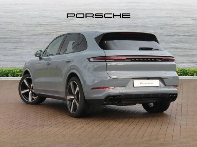 Porsche Cayenne 3.0T V6 Black Edition Tiptronics 4Wd Euro 6 5-Door Grey #2