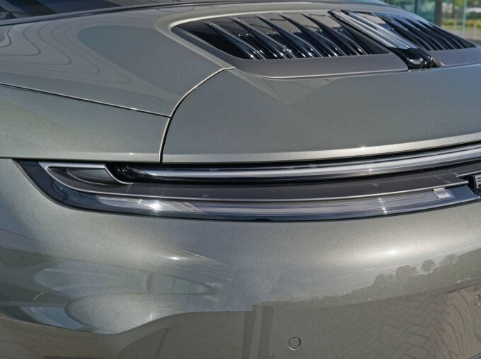 Porsche 911 Carrera 4 Gts Cabriolet 2026 Grey #64