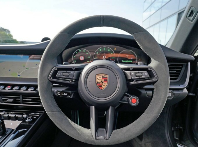 Porsche 911 Carrera 4 Gts Cabriolet 2026 Grey #34