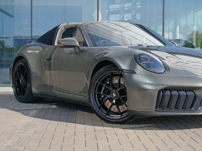 Porsche 911 Carrera 4 Gts Cabriolet 2026 Grey #51