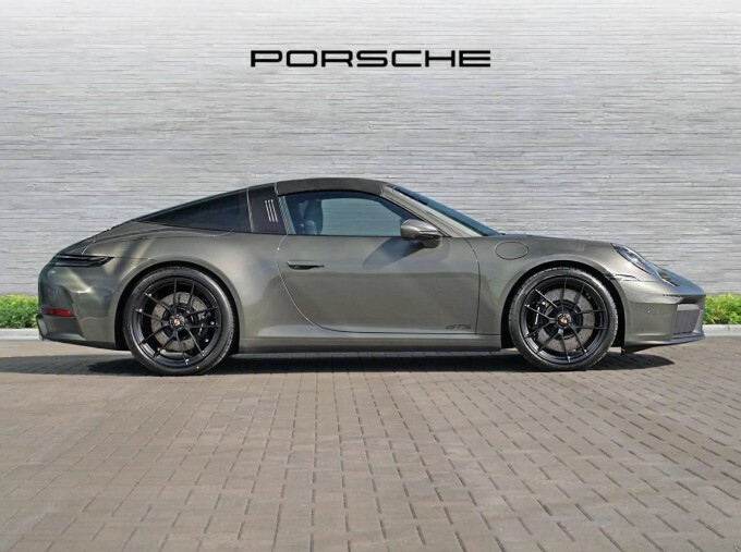 Porsche 911 Carrera 4 Gts Cabriolet 2026 Grey #7