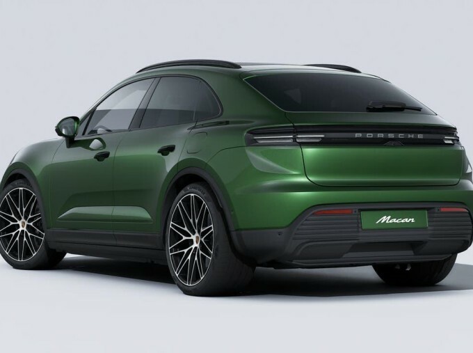 Porsche Macan 100Kwh 4 4Wd 5-Door Green #3