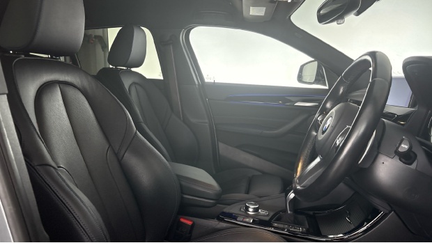 BMW X2 Sdrive 18I 136 M Sport Step Black #11