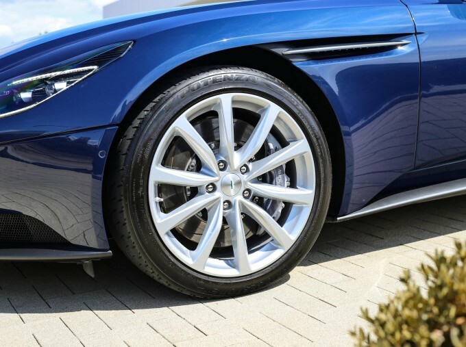 Aston Martin DB11 4.0 V8 Euro 6 2-Door Blue #4