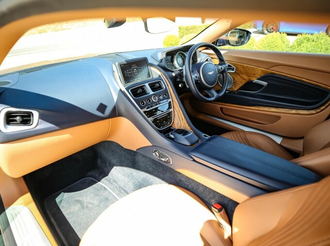 Aston Martin DB11 4.0 V8 Coupe Euro 6 Ss 535 Ps Grey #36
