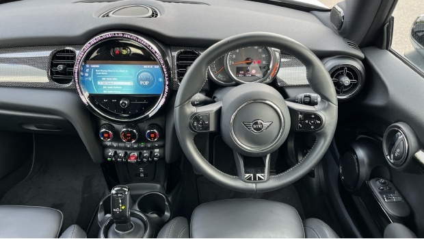 Mini Hatch Cooper Exclusive Steptronic Euro 6 OW72DDL White #5
