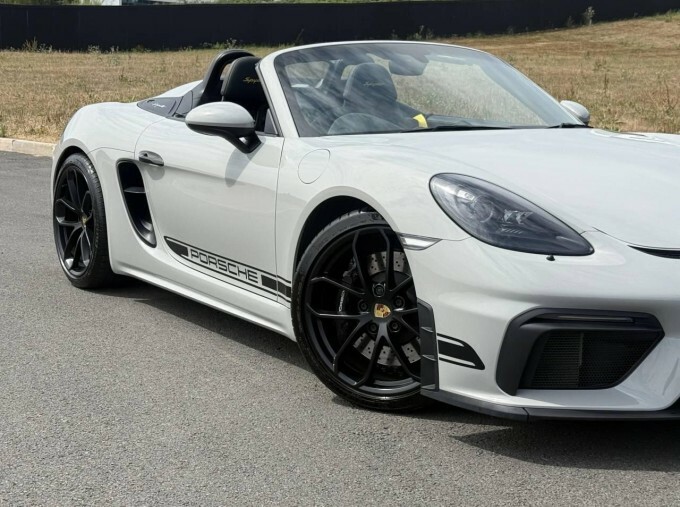 Porsche 718 Spyder 4.0L 4.0 2,700 Miles Only Silver #47