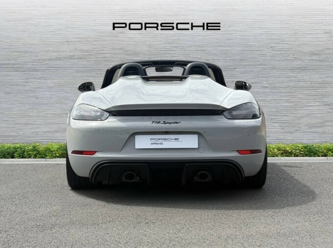 Porsche 718 Spyder 4.0L 4.0 2,700 Miles Only Silver #7