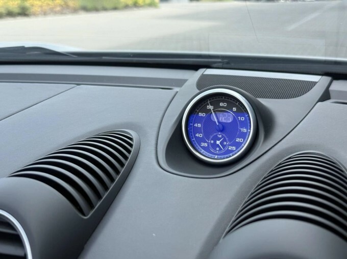 Porsche 718 Spyder 4.0L 4.0 2,700 Miles Only Silver #17
