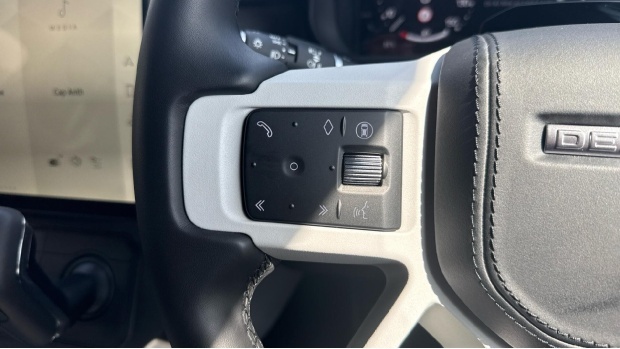 Land Rover Defender 130 D350 130 X-dynamic Hse #24