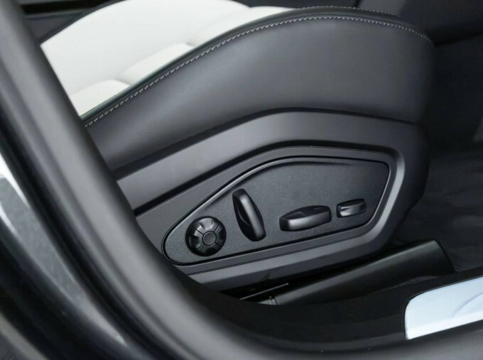 Porsche Taycan 420Kw 4S 93Kwh Grey #18