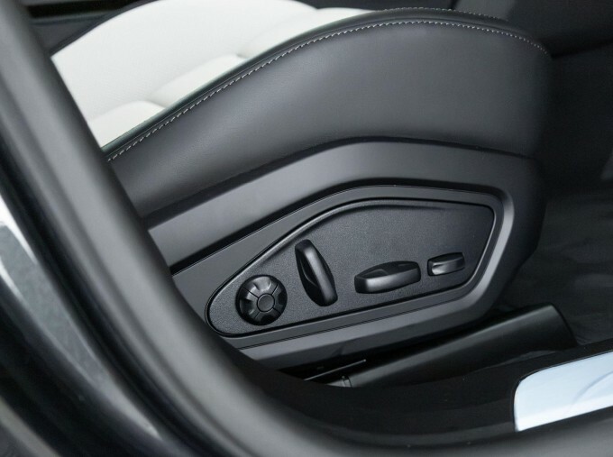 Porsche Taycan 420Kw 4S 93Kwh Grey #78