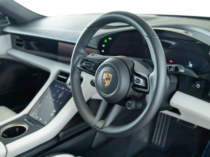 Porsche Taycan 420Kw 4S 93Kwh Grey #15