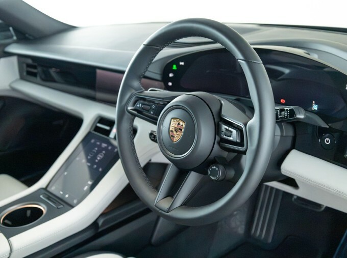 Porsche Taycan 420Kw 4S 93Kwh Grey #68