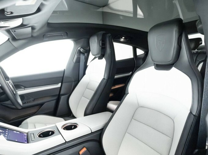 Porsche Taycan 420Kw 4S 93Kwh Grey #24