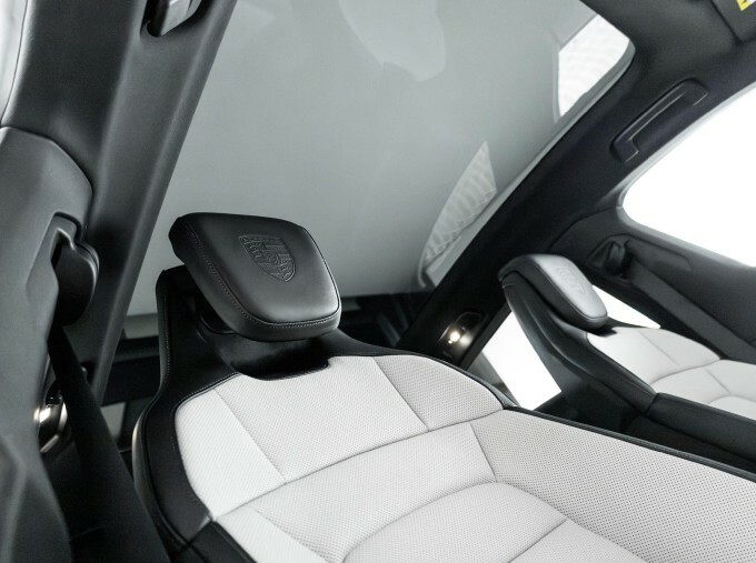 Porsche Taycan 420Kw 4S 93Kwh Grey #79