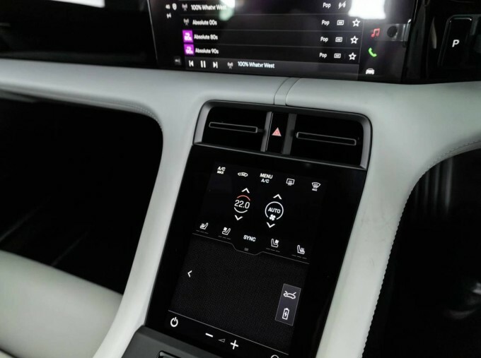 Porsche Taycan 420Kw 4S 93Kwh Grey #19