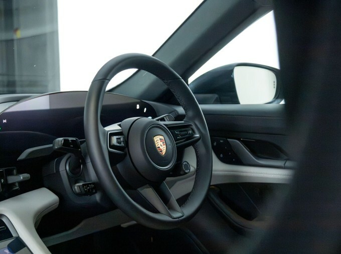 Porsche Taycan 420Kw 4S 93Kwh Grey #80