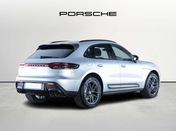 Porsche Macan Macan Suv Silver #3