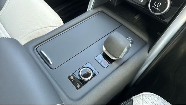 Land Rover Discovery 3.0 D350 Tempest Station Wagon Grey #13