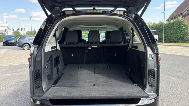 Land Rover Discovery 3.0 D350 Tempest Station Wagon Grey #10