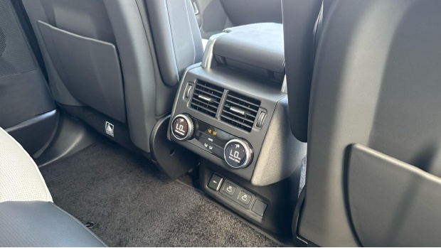 Land Rover Discovery 3.0 D350 Tempest Station Wagon Grey #18