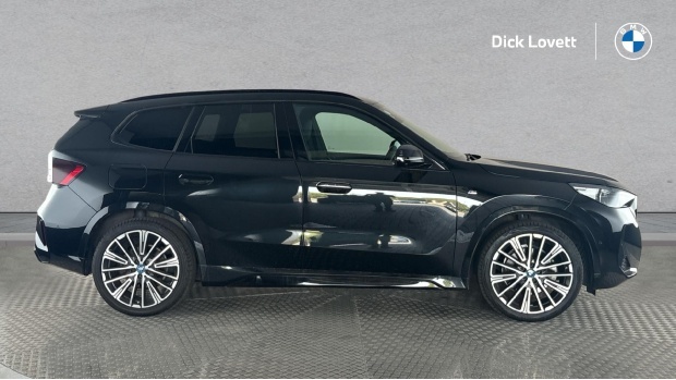 BMW iX1 30 66.5Kwh M Sport Xdrive 5-Door 11Kw Charge Blue #3