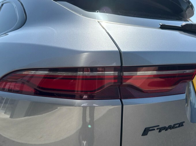 Jaguar F-Pace 2.0L D200 R-dynamic Se Pan Roof 22 Hawke Alloys Black #19