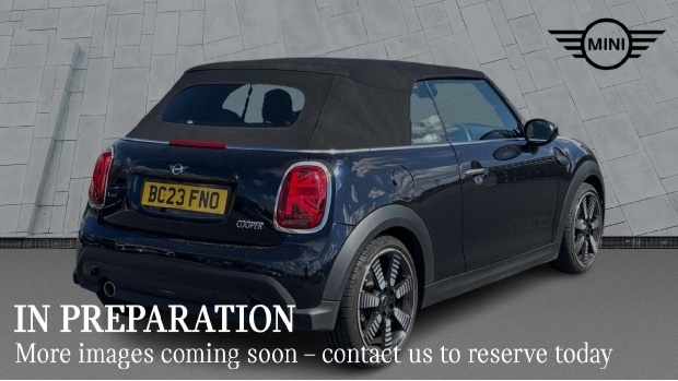 Mini Convertible Cooper Exclusive Steptronic Euro 6 2-Door Black #2