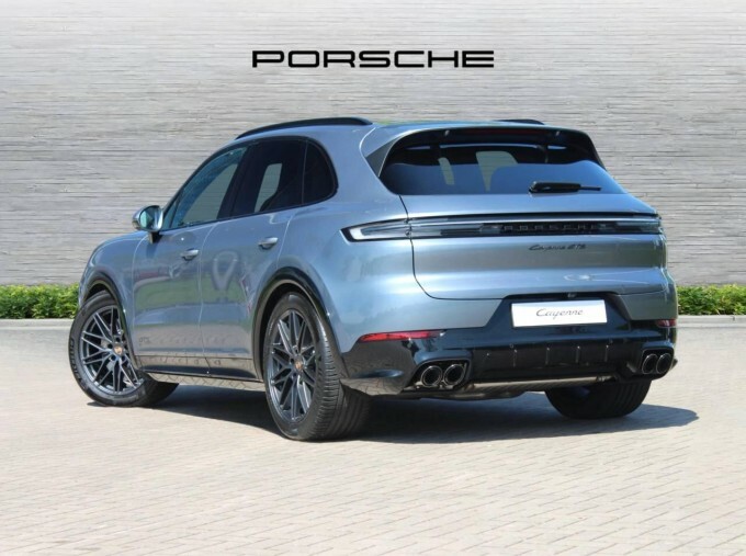 Porsche Cayenne 4.0T V8 Gts Tiptronicswd Euro 6 5-Door Grey #2