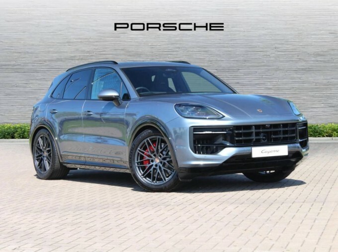Porsche Cayenne 4.0T V8 Gts Tiptronicswd Euro 6 5-Door Grey