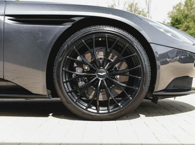 Aston Martin DB11 4.0 V8 Volante Euro 6 2-Door Grey #4