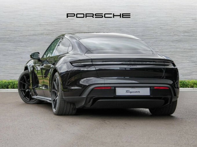 Porsche Taycan Taycan Limousine Black #3