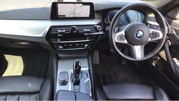 BMW 5 Series 2.0 520D M Sport Touring Euro 6 5-Door Grey #4