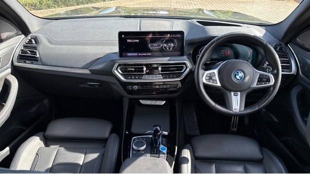 BMW iX3 80Kwh M Sport Pro Grey #4