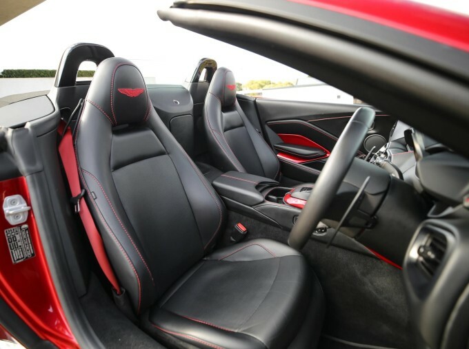 Aston Martin Vantage V8 Roadster Euro 6 Red #5