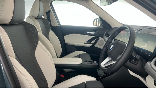 BMW iX1 230Kw Xdrive30 M Sport 65Kwh White #11