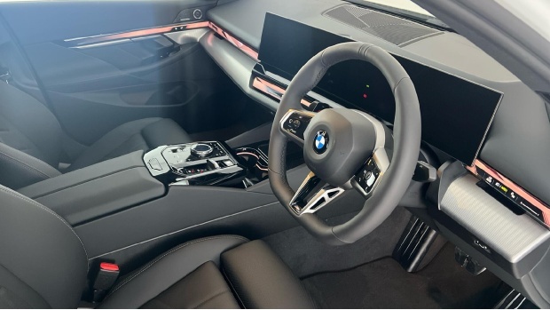 BMW 5 Series 2.0 520I Mht M Sport Steptronic Euro 6 4-Door White #6