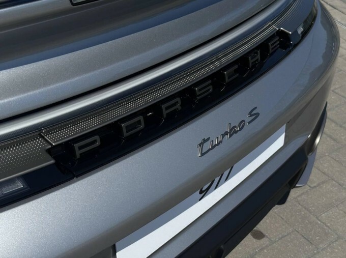 Porsche 911 -Hybrid 992 Carrera Gts Pdk Euro 6 Grey #64