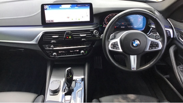 BMW 5 Series 2.0 520D Mht M Sport Touring Steptronic Euro 6 5-D Blue #5