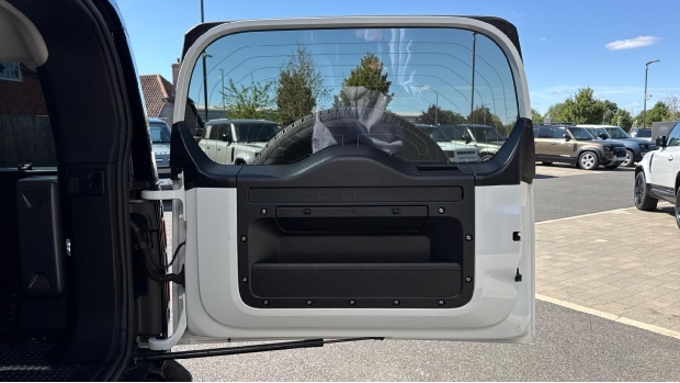 Land Rover Defender 110 Land Rover Defender 110 3.0 D300 Hard Top X-dynami Grey #22