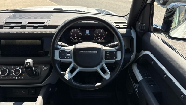 Land Rover Defender 110 Land Rover Defender 110 3.0 D300 Hard Top X-dynami Grey #15