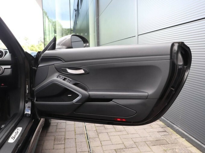 Porsche 718 Boxster 2.5L 2.5T Gts Gpf Convertible Pdk Euro Red #40