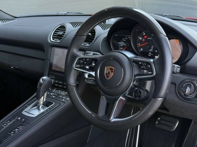 Porsche 718 Cayman Gts Pdk Euro 6 Red #4